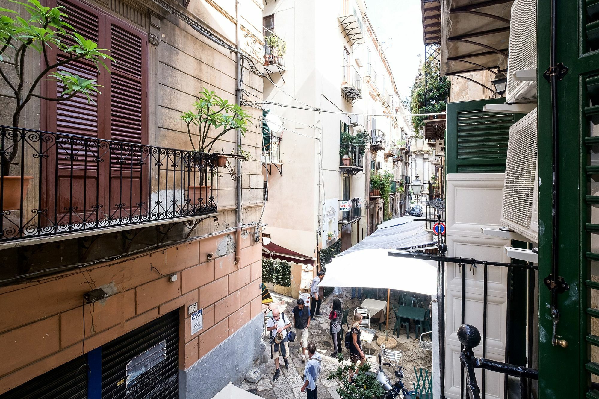 Domus Sicily - Casa Conti All'Orologio ปาแลร์โม ภายนอก รูปภาพ